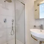 Impressive 3 Bedrooms, Sun Terrace, Jacuzzi Amra1-1