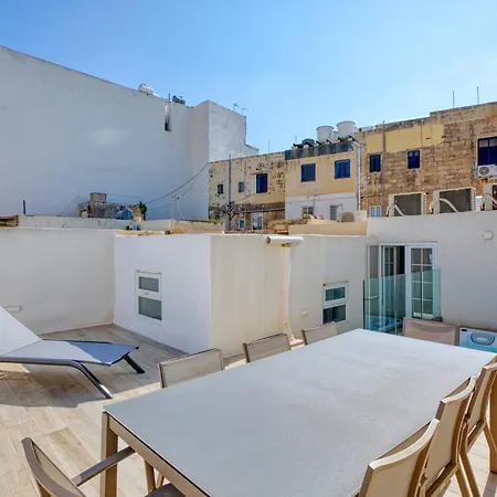 Casa vacanze Impressive 3 Bedrooms, Sun Terrace, Jacuzzi Amra1-1 Sliema