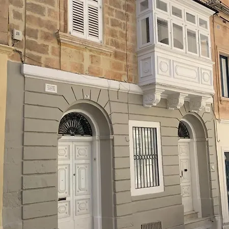 Impressive 3 Bedrooms, Sun Terrace, Jacuzzi Amra1-1 *