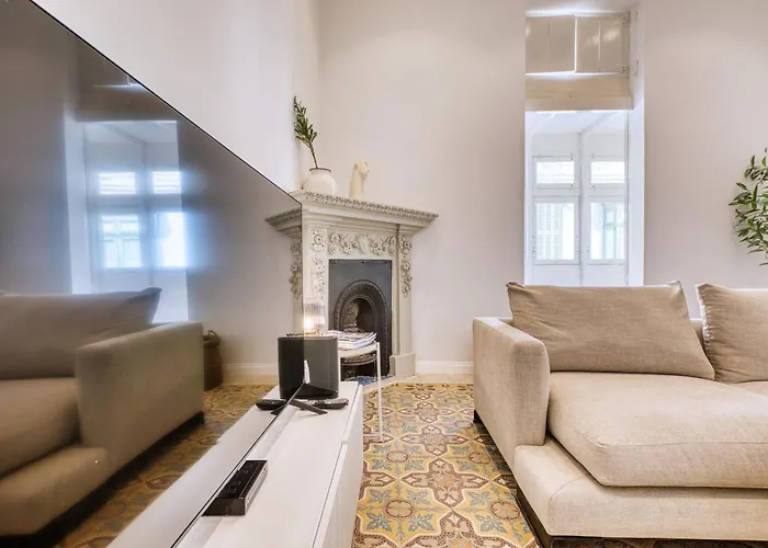 بيت للعطل Impressive 3 Bedrooms, Sun Terrace, Jacuzzi Amra1-1