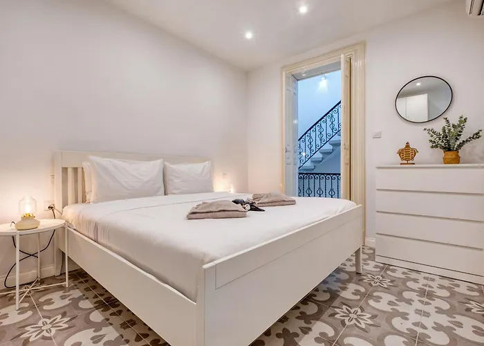 بيت للعطل Impressive 3 Bedrooms, Sun Terrace, Jacuzzi Amra1-1